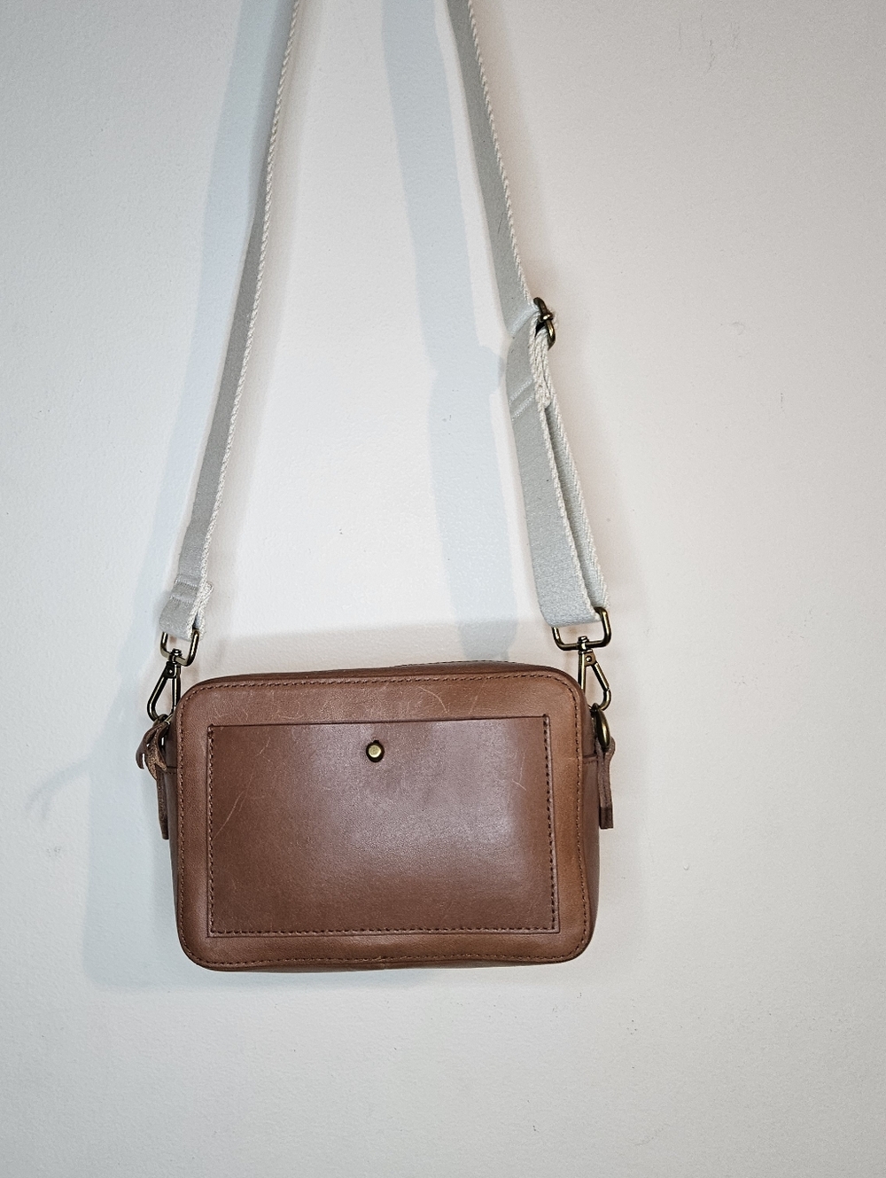 Madewell The Transport Camera Bag - Picture 3 of 14